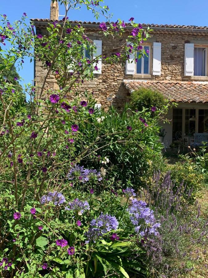 Mas Les Romarins: Tranquil Uzes Retreat with Spacious Garden Exterior photo