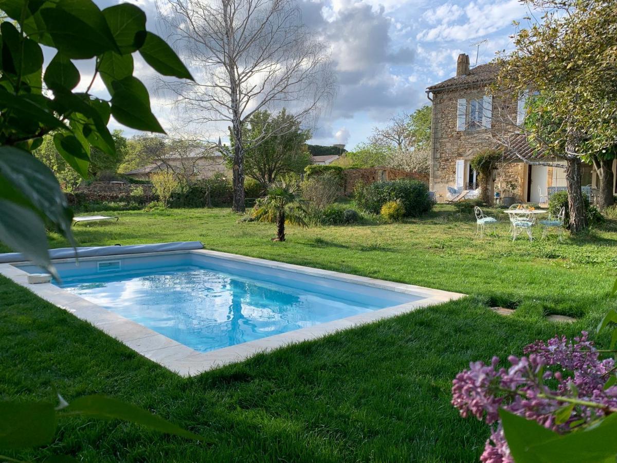 Mas Les Romarins: Tranquil Uzes Retreat with Spacious Garden Exterior photo